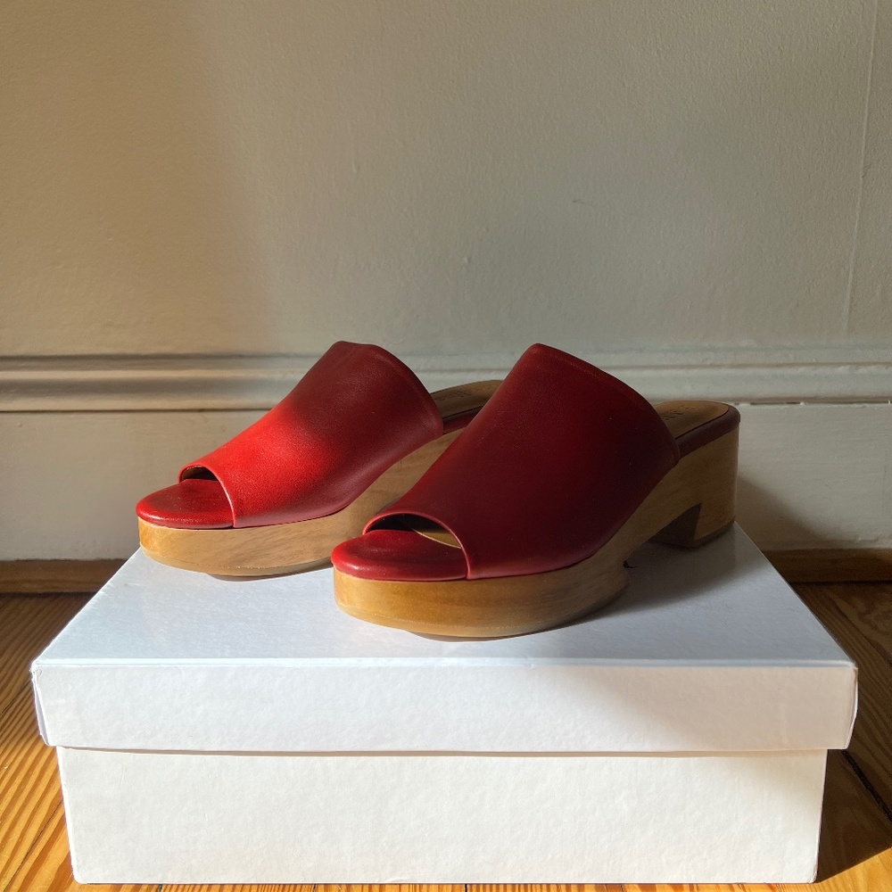 Red Beklina Clogs